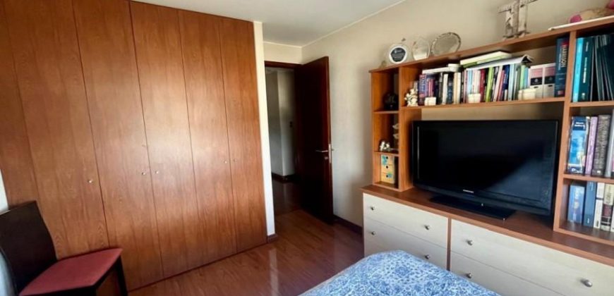 VENDEMOS HERMOSO Y AMPLIO DEPARTAMENTO CONDOMINIO CUMBRES DEL SUR.