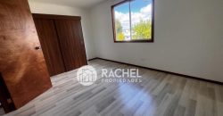 SE ARRIENDA EXCELENTE CASA CON GRAN TERRENO EN VILLARRICA