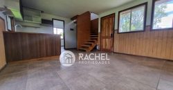 SE ARRIENDA EXCELENTE CASA CON GRAN TERRENO EN VILLARRICA