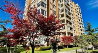 SE ARRIENDA SOLEADO Y LUMINOSO DPTO EN CONDOMINIO LOS CONQUISTADORES