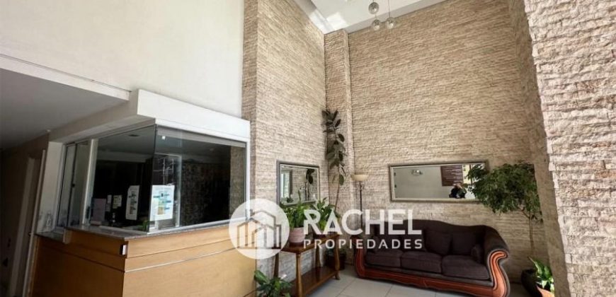 SE ARRIENDA DEPARTAMENTO FULL AMOBLADO EDIFICIO BARCELONA CON AMPLIA TERRAZA
