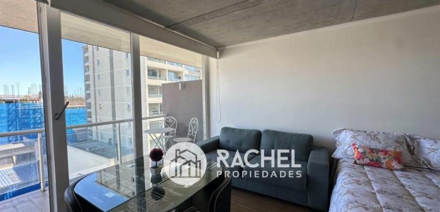SE ARRIENDA DEPARTAMENTO FULL AMOBLADO EDIFICIO BARCELONA CON AMPLIA TERRAZA