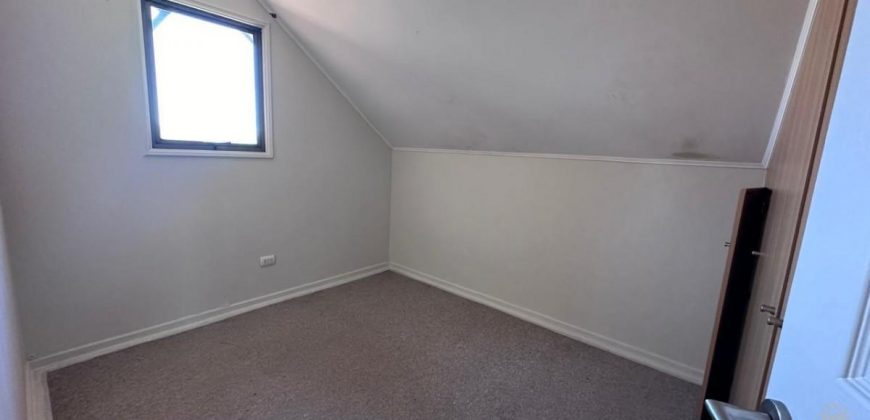 SE VENDE CASA DE ESQUINA EN ALTOS DE MIRASUR