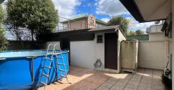 VENDEMOS AMPLIA Y LINDA CASA BARRIO LOS CONQUISTADORES.