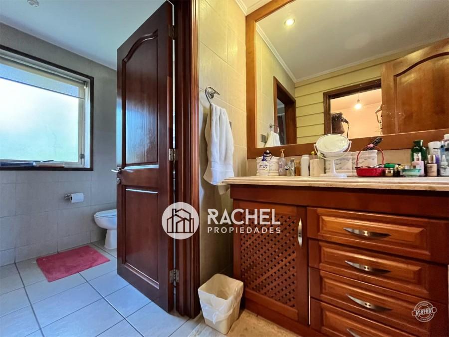 SE VENDE GRAN CASA CON 4D- SECTOR PORTAL DE LA FRONTERA