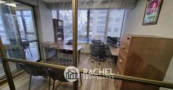 ARRIENDA OFICINA 2 PRIVADOS Y SALA DE REUNIONES EN AVENIDA ALEMANIA.
