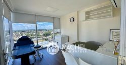 OFICINA AMOBLADA EN VENTA – Edificio K-Busisness Center