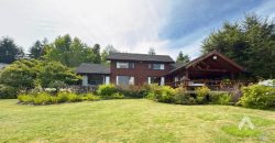 Casa en parcela en venta en Villarrica con acceso al lago