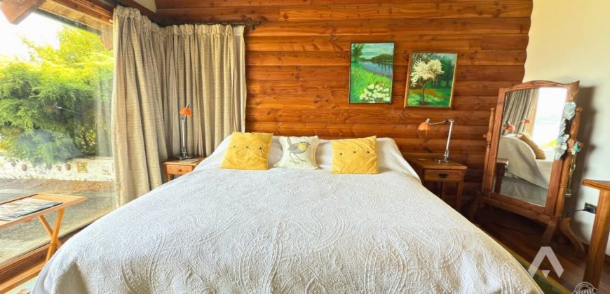 Casa en parcela en venta en Villarrica con acceso al lago