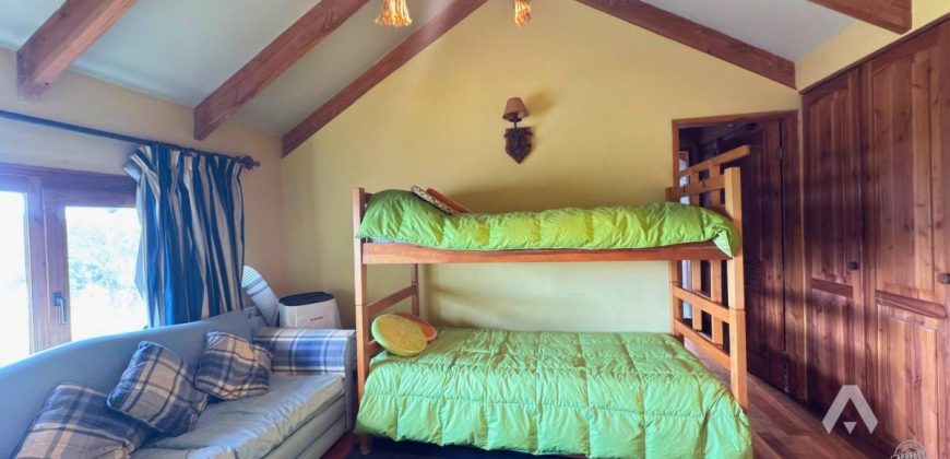 Casa en parcela en venta en Villarrica con acceso al lago