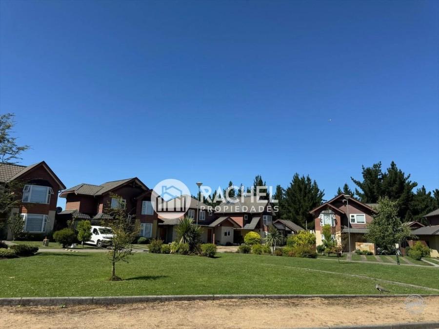 EN VENTA ESPECTACULAR CASA CONDOMINIO ALTOS DEL BOSQUE II