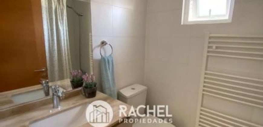 SE ARRIENDA CASA EN CONDOMINIO PARQUE ANTUMALAL