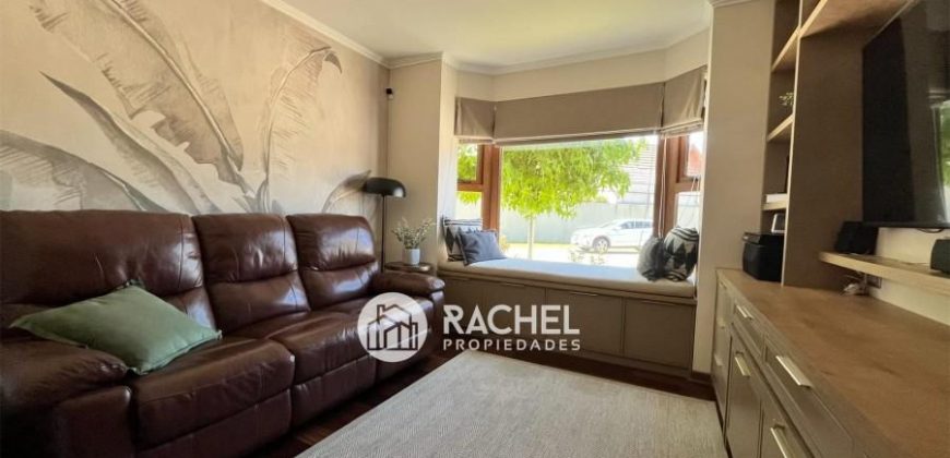 SE VENDE IMPECABLE Y HERMOSA CASA EN EXCLUSIVO CONDOMINIO- Sector Portal de la Frontera
