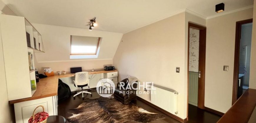 SE VENDE IMPECABLE Y HERMOSA CASA EN EXCLUSIVO CONDOMINIO- Sector Portal de la Frontera