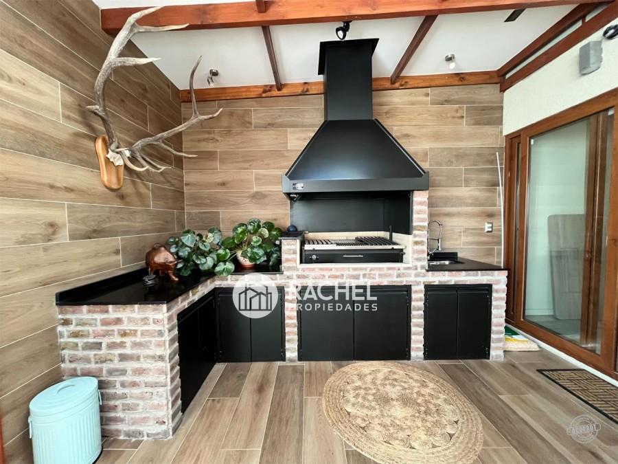 SE VENDE IMPECABLE Y HERMOSA CASA EN EXCLUSIVO CONDOMINIO- Sector Portal de la Frontera