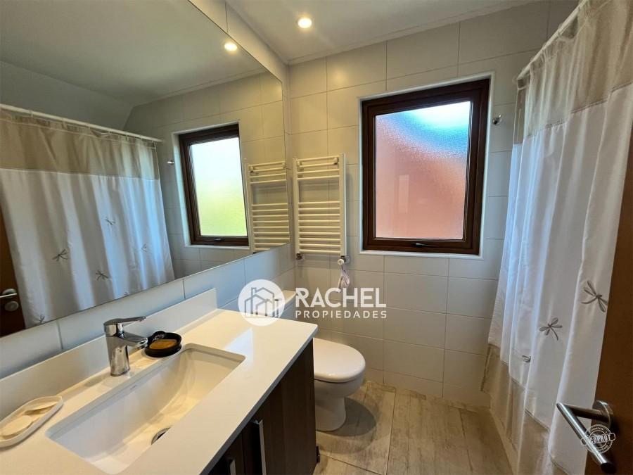 SE VENDE IMPECABLE Y HERMOSA CASA EN EXCLUSIVO CONDOMINIO- Sector Portal de la Frontera