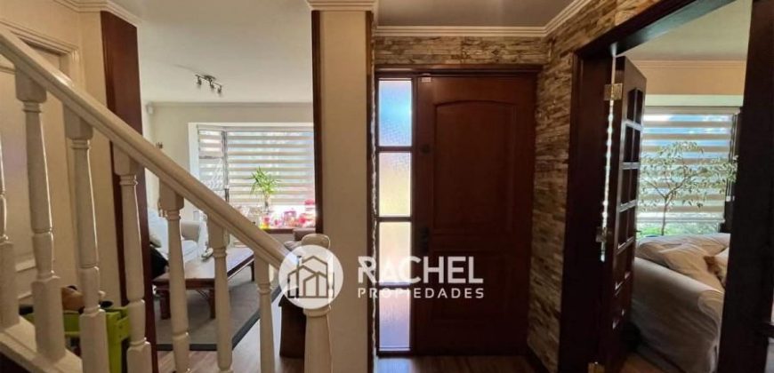 SE VENDE HERMOSA Y EQUIPADISIMA CASA EXCLUSIVO SECTOR-Puertas de Alcalá