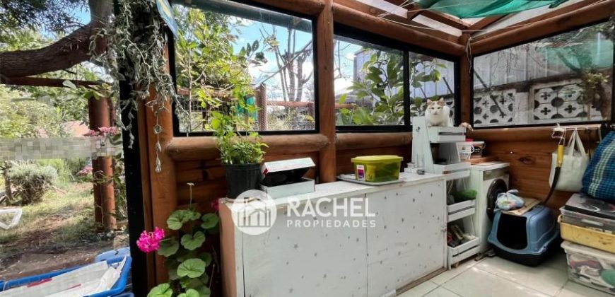 EN VENTA GRAN PROPIEDAD A PASOS AVDA ALEMANIA -Calle Las Delicias