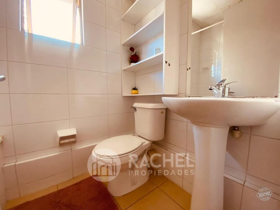 SE ARRIENDA CÓMODA CASA AMOBLADA, SECTOR RESIDENCIAL. VALDIVIA