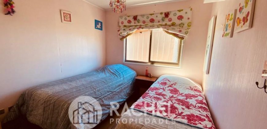 SE ARRIENDA CÓMODA CASA AMOBLADA, SECTOR RESIDENCIAL. VALDIVIA