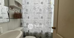 EN VENTA GRAN CASA 4 DORMITORIOS MÁS SERVICIO – SECTOR PONIENTE