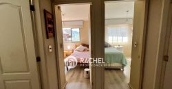 EN VENTA GRAN CASA 4 DORMITORIOS MÁS SERVICIO – SECTOR PONIENTE