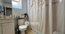 EN VENTA GRAN CASA 4 DORMITORIOS MÁS SERVICIO – SECTOR PONIENTE