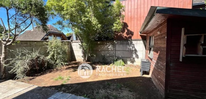 ¡¡OPORTUNIDAD!! SE VENDE ESPACIOSA CASA Ideal remodelar- sector Lomas de Mirasur