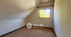 ¡¡OPORTUNIDAD!! SE VENDE ESPACIOSA CASA Ideal remodelar- sector Lomas de Mirasur