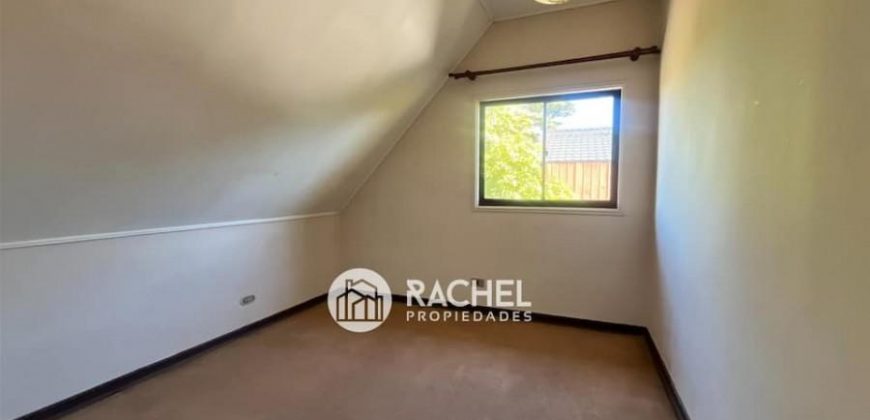 ¡¡OPORTUNIDAD!! SE VENDE ESPACIOSA CASA Ideal remodelar- sector Lomas de Mirasur