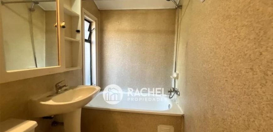 ¡¡OPORTUNIDAD!! SE VENDE ESPACIOSA CASA Ideal remodelar- sector Lomas de Mirasur