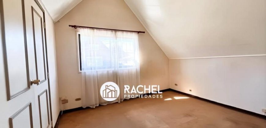 ¡¡OPORTUNIDAD!! SE VENDE ESPACIOSA CASA Ideal remodelar- sector Lomas de Mirasur