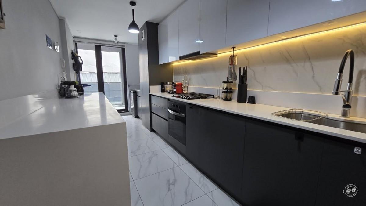 SE VENDE HERMOSO DEPARTAMENTO EDIFICIO CUIABA