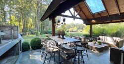 SE VENDE HERMOSA CASA EN PARCELA CON ESPECTACULAR JARDIN, PISCINA Y QUINCHO- Santa Justa de Metrenco