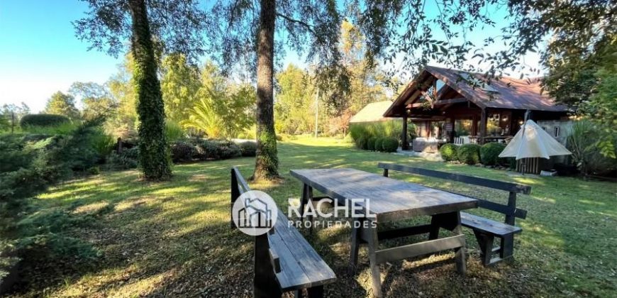 SE VENDE HERMOSA CASA EN PARCELA CON ESPECTACULAR JARDIN, PISCINA Y QUINCHO- Santa Justa de Metrenco