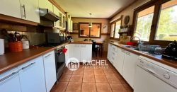 SE VENDE HERMOSA CASA EN PARCELA CON ESPECTACULAR JARDIN, PISCINA Y QUINCHO- Santa Justa de Metrenco