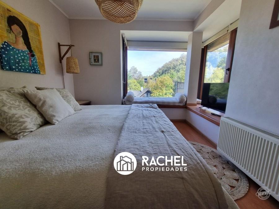 EN VENTA HERMOSO DUPLEX DE 3 DORMITORIOS AMOBLADO EN A PASOS DEL CENTRO DE PUCON