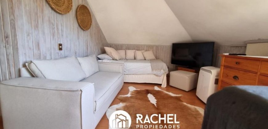 EN VENTA HERMOSO DUPLEX DE 3 DORMITORIOS AMOBLADO EN A PASOS DEL CENTRO DE PUCON