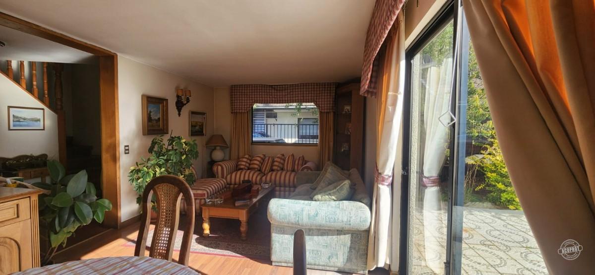 SE VENDE PROPIEDAD EN LOMAS DE MIRASUR SE VENDE PROPIEDAD EN LOMAS DE MIRASUR
