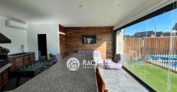 SE VENDE ESPECTACULAR CASA CON ALTA EFICIENCIA ENERGÉTICA- Sector Poniente