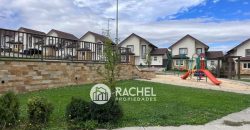 SE VENDE ESPECTACULAR CASA CON ALTA EFICIENCIA ENERGÉTICA- Sector Poniente
