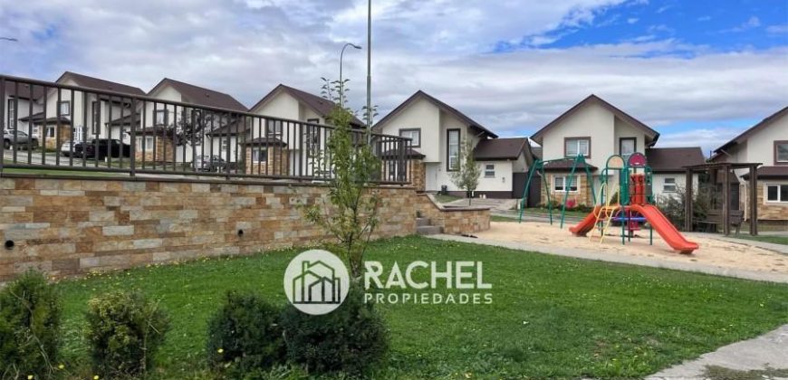 SE VENDE ESPECTACULAR CASA CON ALTA EFICIENCIA ENERGÉTICA- Sector Poniente