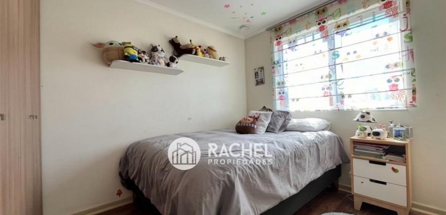 SE VENDE ESPECTACULAR CASA CON ALTA EFICIENCIA ENERGÉTICA- Sector Poniente