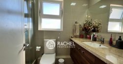 SE VENDE ESPECTACULAR CASA CON ALTA EFICIENCIA ENERGÉTICA- Sector Poniente