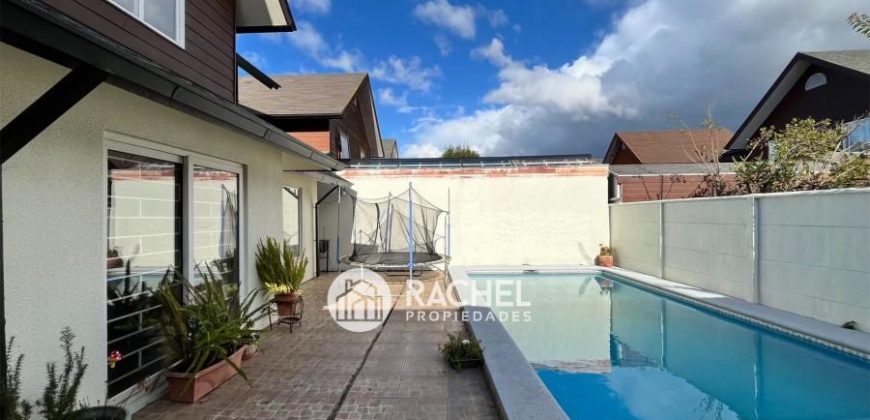 SE ARRIENDA CASA 4 DORMITORIOS – AVDA PRINCIPAL- Sector Los Conquistadores