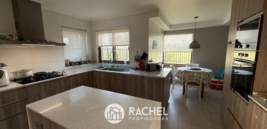SE VENDE LINDA CASA SECTOR PONIENTE- MIRADOR DE LA FRONTERA