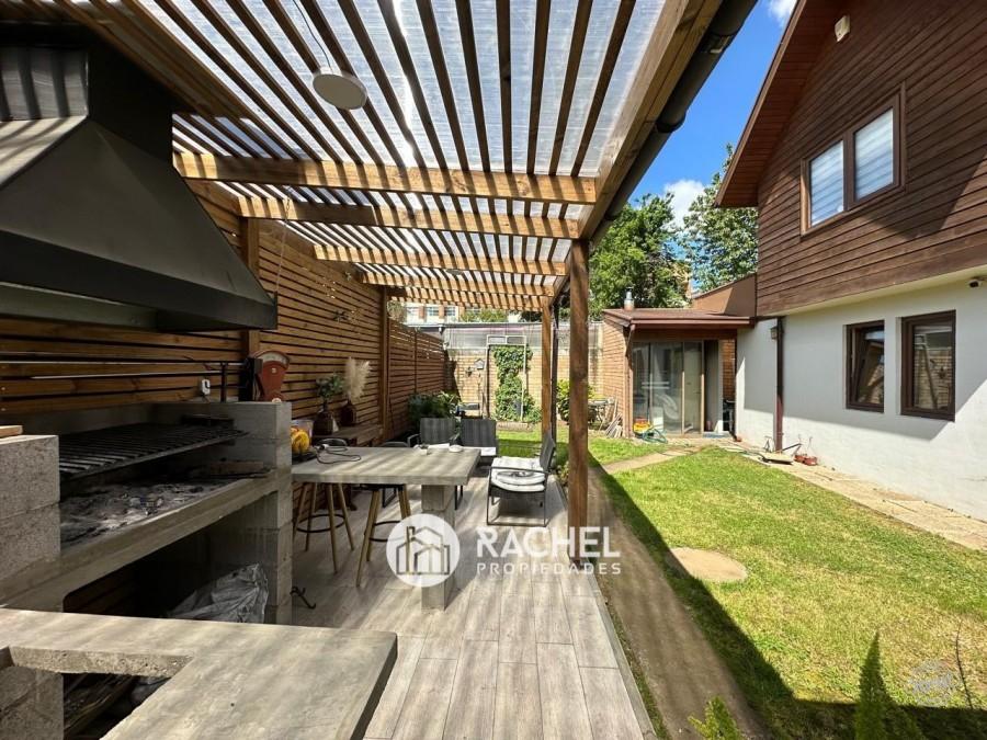 Maravillosa Casa remodelada sector Avda Alemania