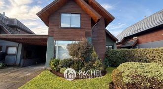 SE VENDE LINDA CASA CON QUINCHO EN PASAJE CERRADO, Sector Valle de Alcalá