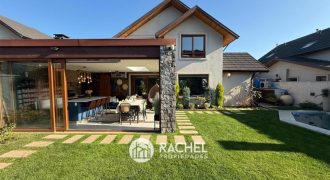 SE VENDE LINDA CASA SECTOR PONIENTE- MIRADOR DE LA FRONTERA