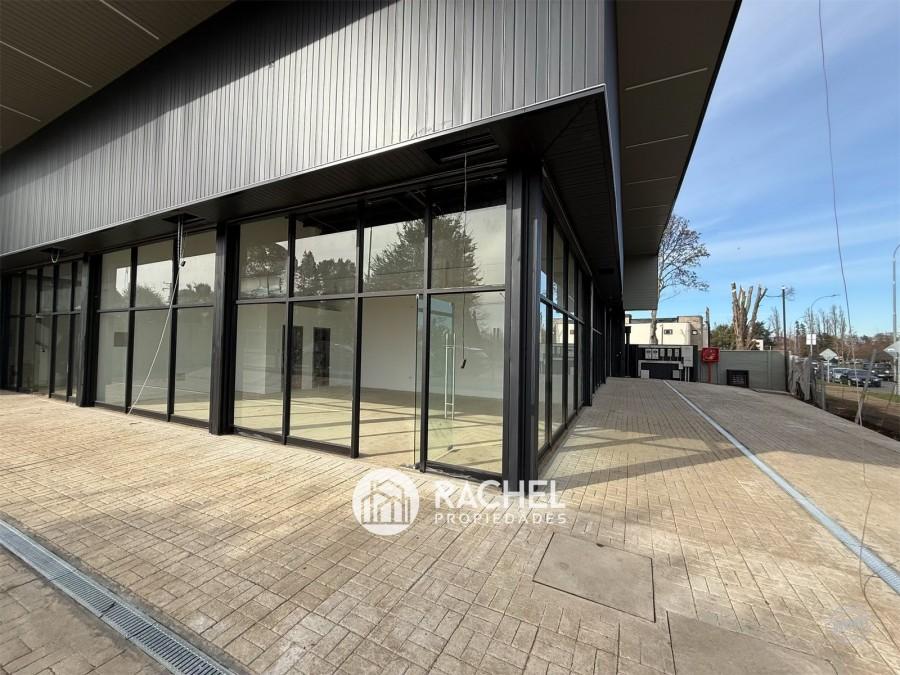 SE ARRIENDAN LOCALES COMERCIALES STRIPCENTER EN MEJOR ESQUINA DEL PORTAL DE LA FRONTERA